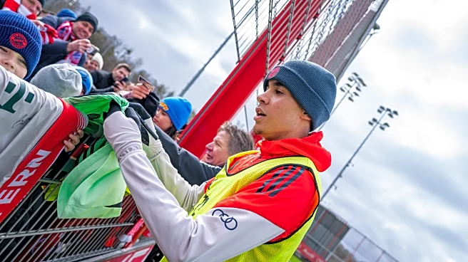 Training report: Jamal Musiala, Alphonso Davies, Aleksandar Pavlović, and Jonas Urbig all spotted training with Bayern Munich