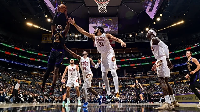 Deandre Ayton’s aggression helps Lakers end March on a high note