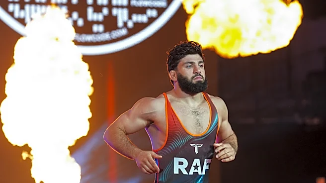 Arman Tsarukyan vs. Urijah Faber set for RAF 8