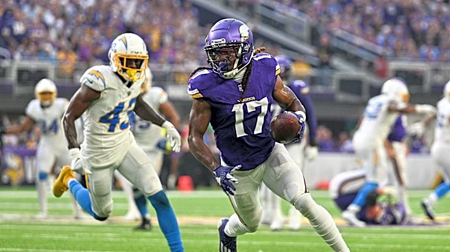 Titans sign K.J. Osborn