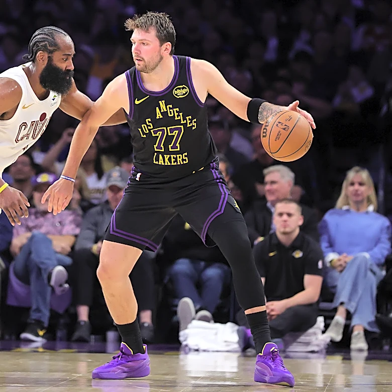 9 Takeaways from Cavs humiliating 127-113 loss to Lakers: Cavaliers can’t win with this defense