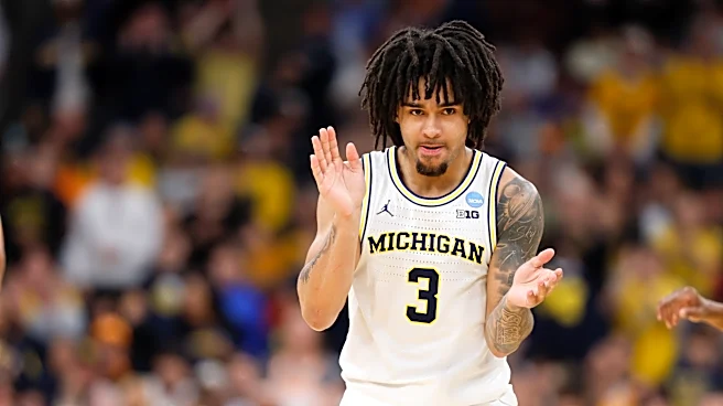 Michigan PG Elliot Cadeau evaluated by doctors due to allergic reaction