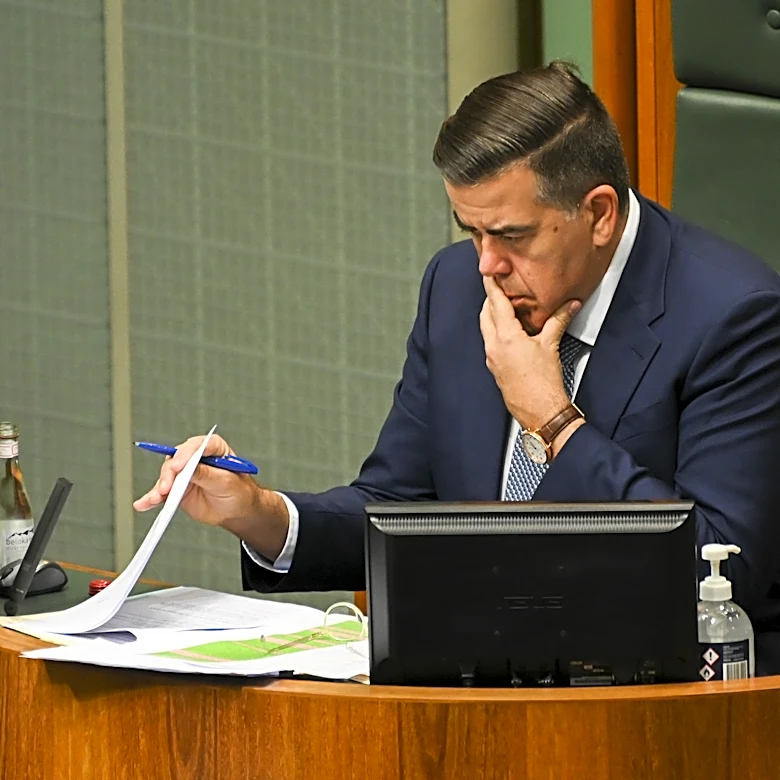 The Volkawhat? UFC champion’s name gets butchered by Australian parliament