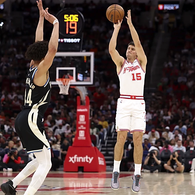 Rockets win fourth in a row vs. Bucks 119-113
