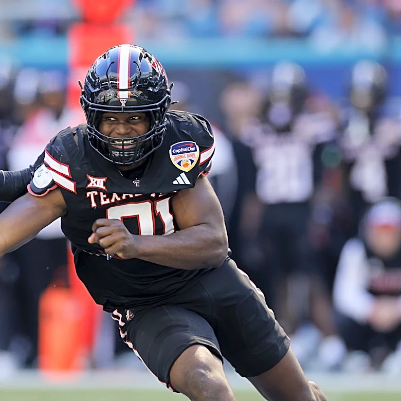 Cardinals Rough Draft: EDGE David Bailey