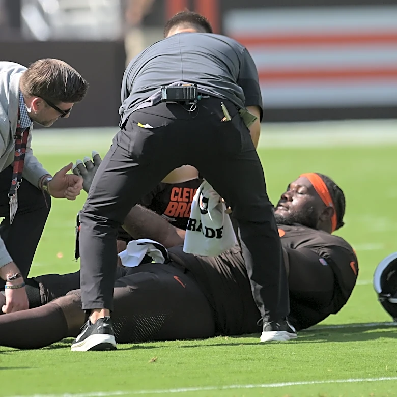 Browns OT Dawand Jones’ workout video creates concern, excitement