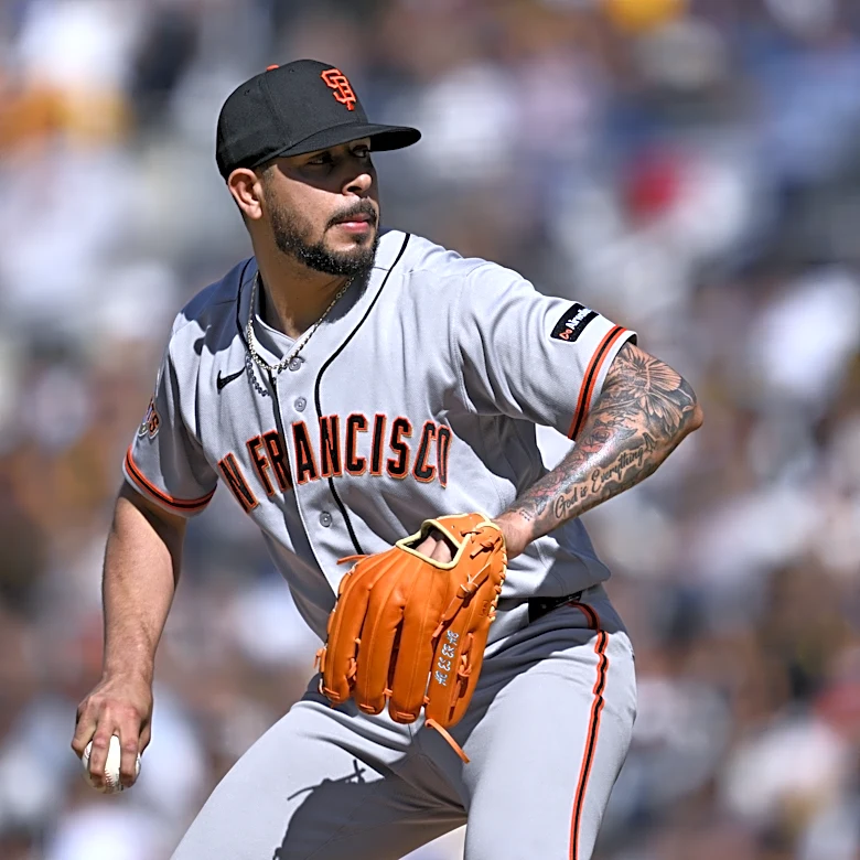 Giants place José Buttó on the IL, call up Blade Tidwell
