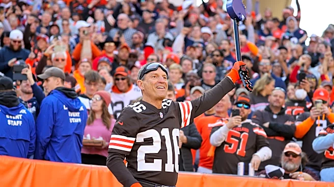 Browns great Bernie Kosar to step into the professional wrestling world in Cleveland