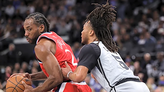 Spurs push win streak to 11 after up and down game against the Clippers