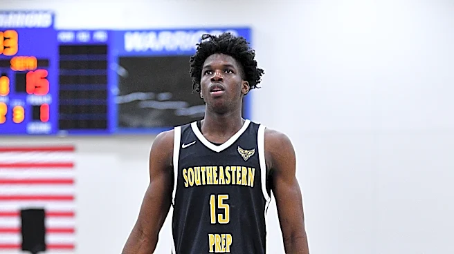 Obinna Ekezie Jr., the top-ranked center in 2027, hosts Mark Pope and staff for in-home visit