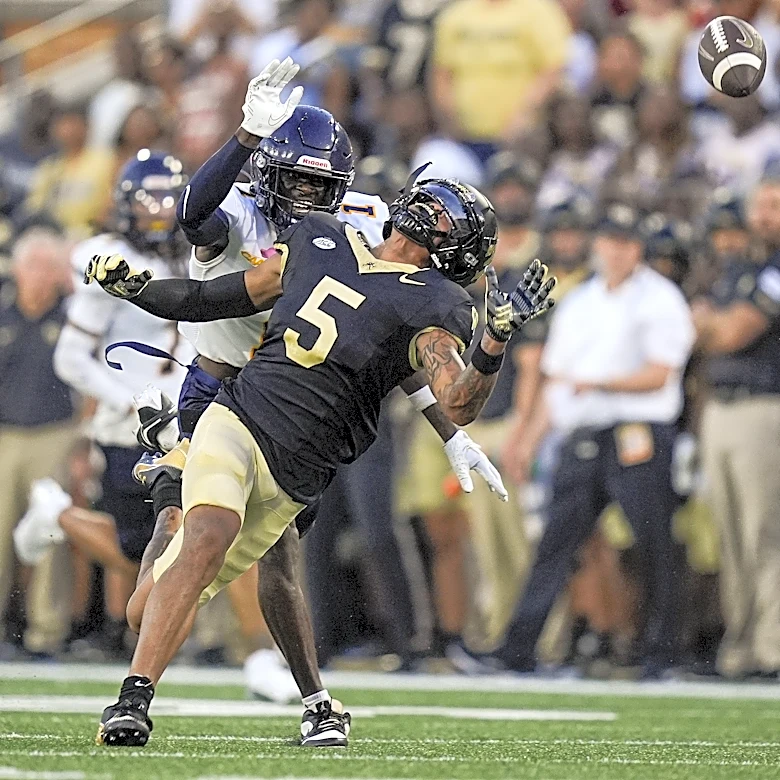 Bengals taking a look at cornerback Karon Prunty