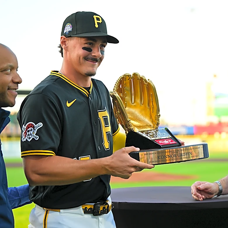 Pirates finalizing record breaking deal with Konnor Griffin