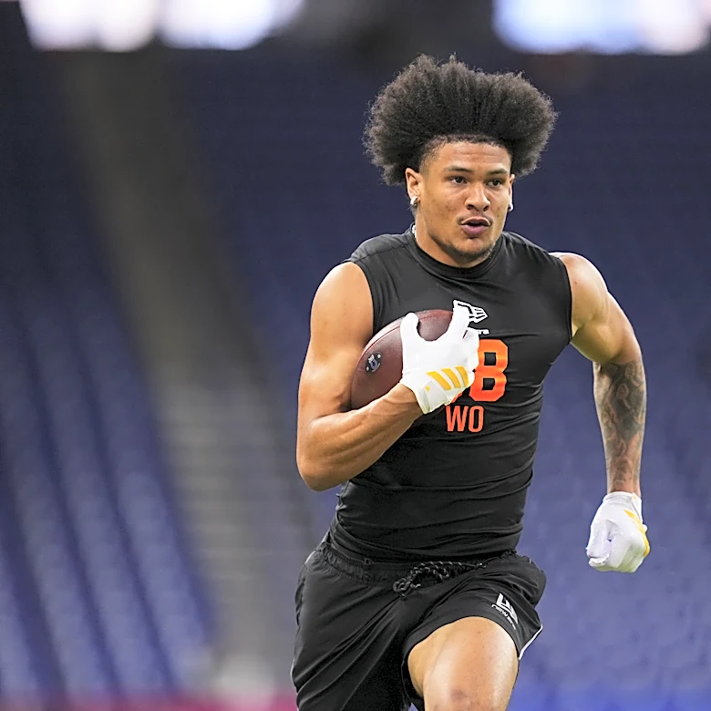 Browns mock draft: Skipping OT, QB early leads to interesting 2026 haul