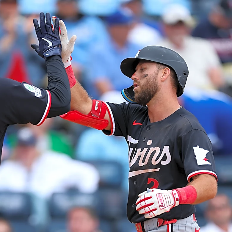 Yankees Rivalry Roundup: Twins avoid the sweep on a light day