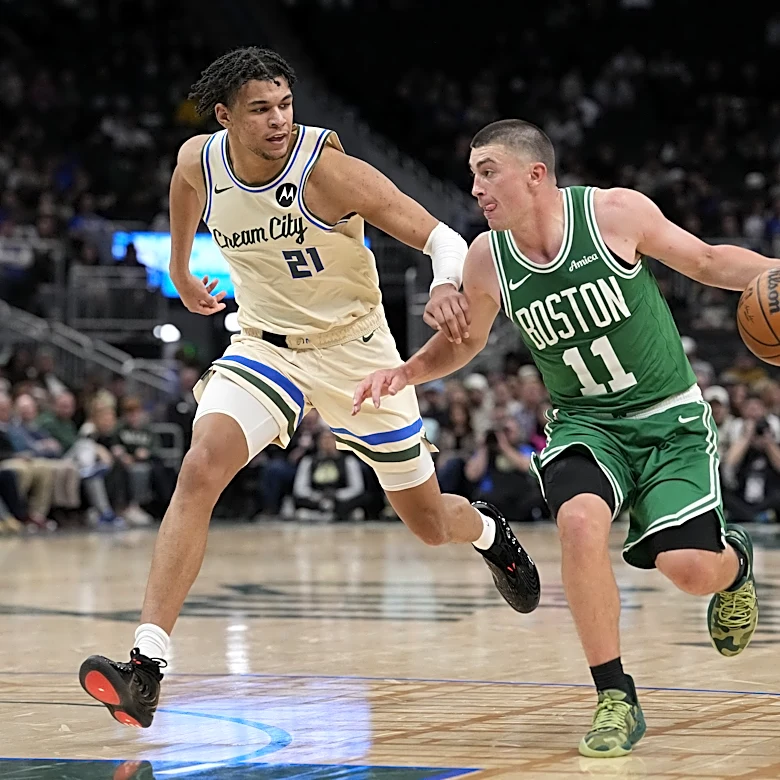 Milwaukee Bucks vs. Boston Celtics Preview & Game Thread: Two teams rowing in different directions