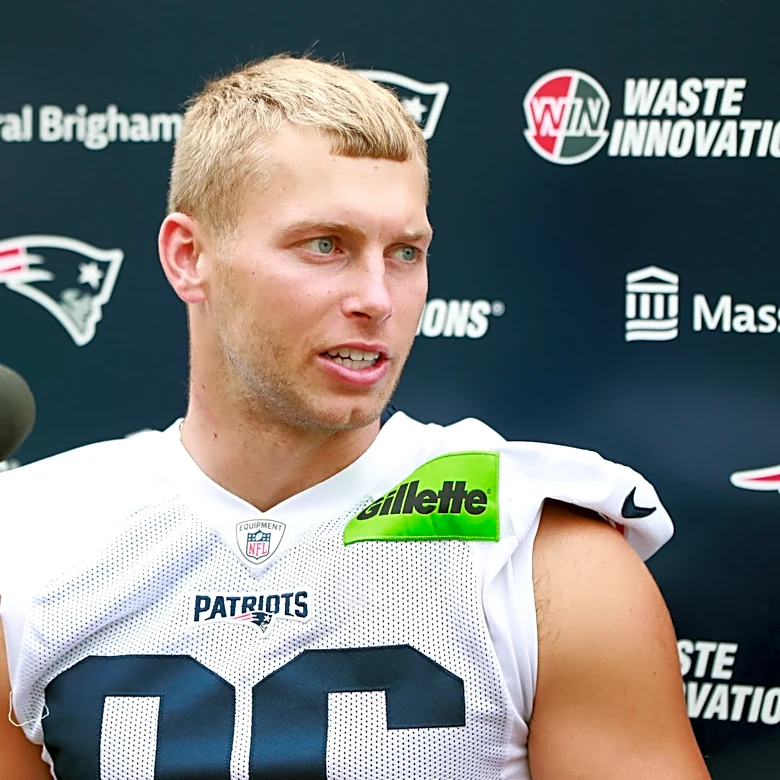 Patriots links 4/03/26: Best wide receiver fits for New England