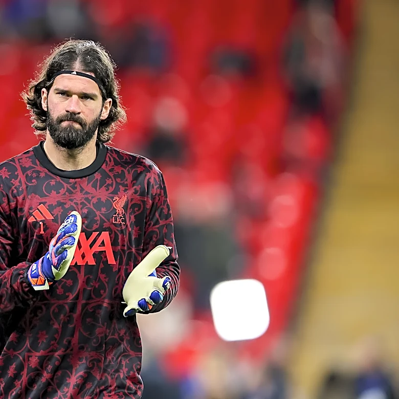 Liverpool’s Alisson Becker Could Miss Rest of Season Due to Injury