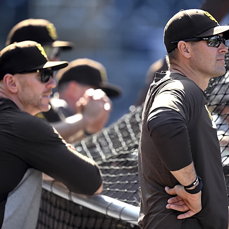 Padres’ offense remains silent to open Stammen era