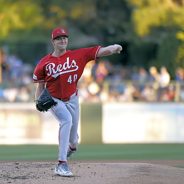 Cincinnati Reds links – Nick Lodolo’s blisters, Rece Hinds mashing AAA