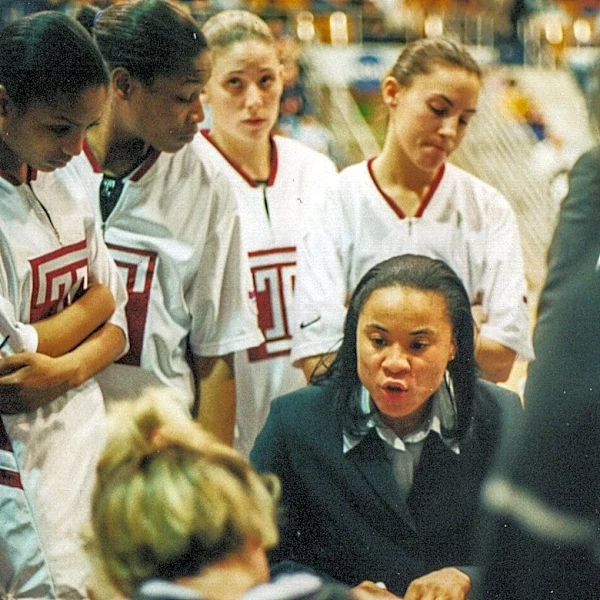 Mid-Major connections to women’s Final Four