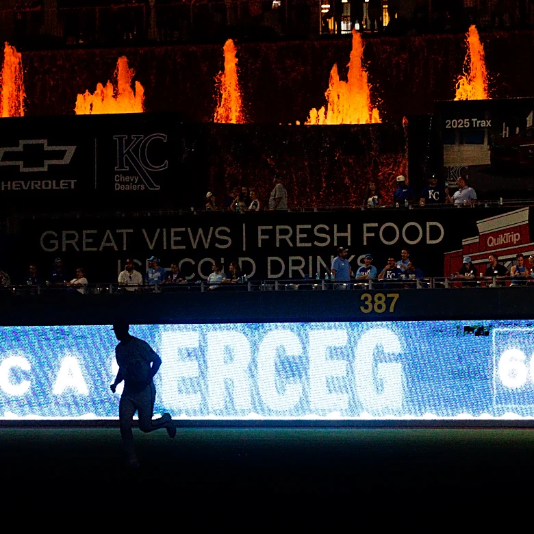 Royals Reacts Results – Lights out for the Royals opponents