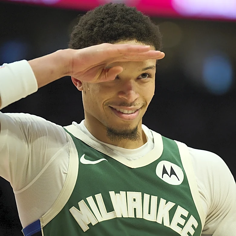 Milwaukee Bucks Poll: Sizeable chunk of fanbase doesn’t view Rollins as untouchable