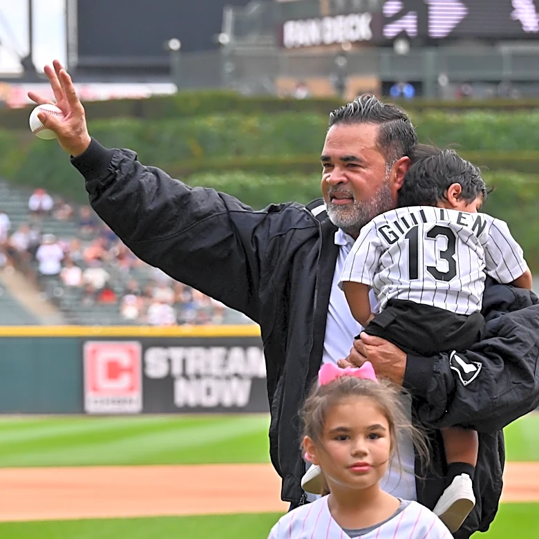 White Sox to retire Ozzie Gullién’s No. 13 on August 8
