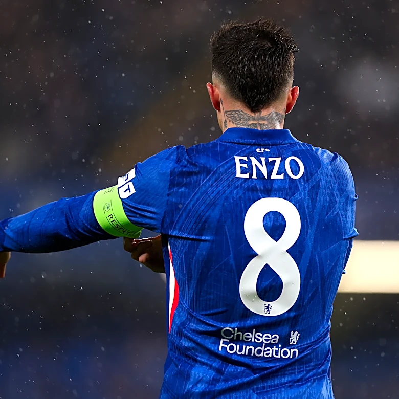 Chelsea suspend Enzo Fernández for “crossing the line” with comments