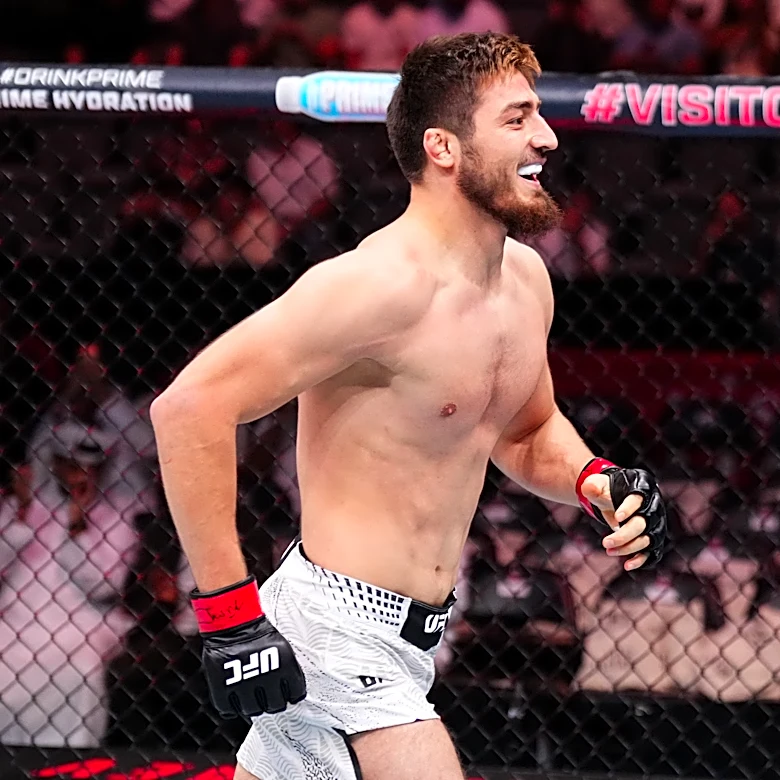 Here’s MMAmania.com’s UFC Vegas 115 betting odds ‘Weekend Lock’ … what’s yours?