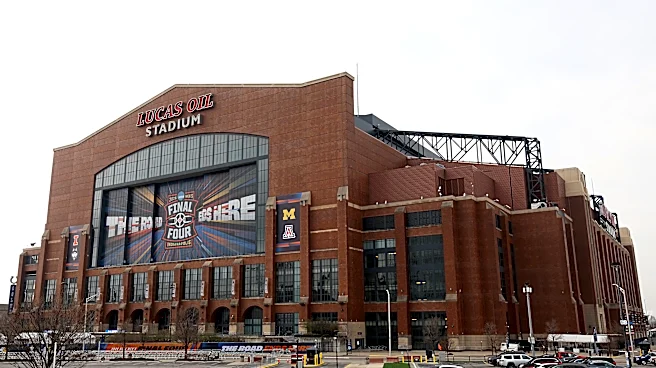 NCAA Final Four notebook: Playing basketball in a football stadium takes some getting used to