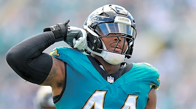 Jaguars sign defensive end Travon Walker to four-year, $110 million contract extension