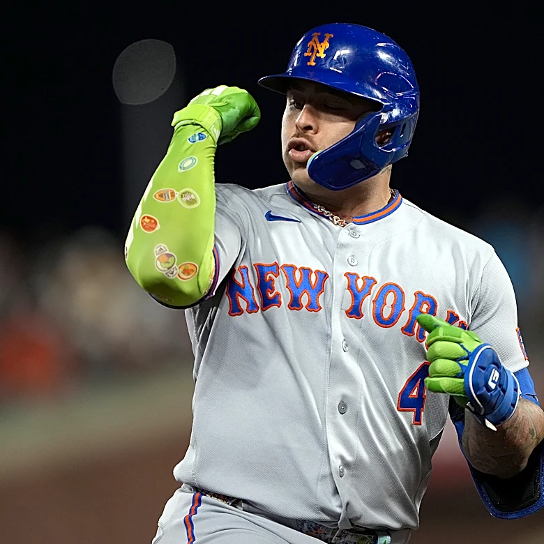 Offense heats up, but Soto departs early