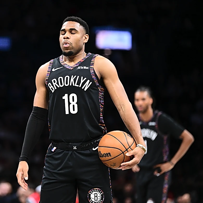 Nets sign Malachi Smith to two-year deal