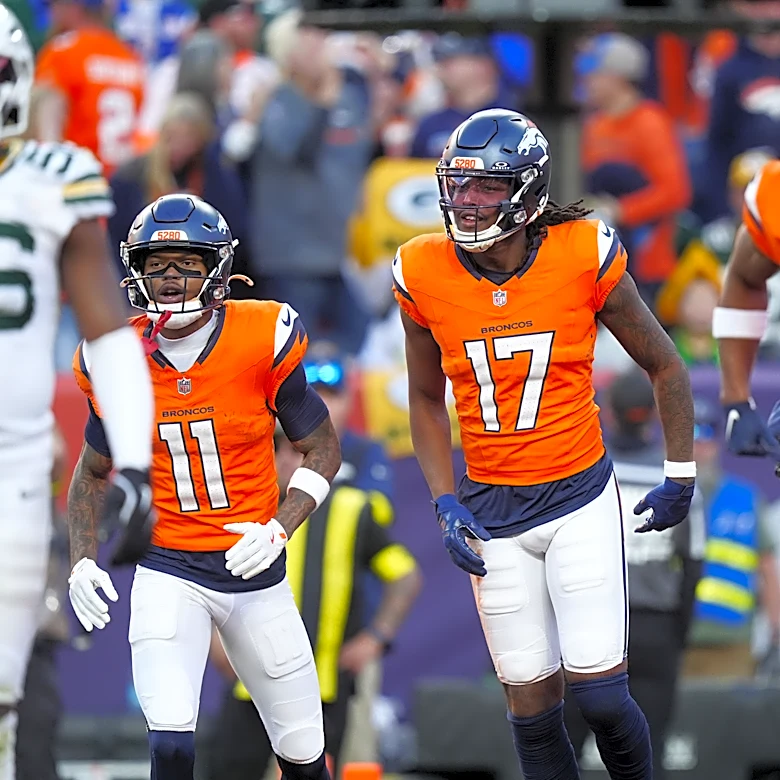 With Waddle addition, Broncos fans happy with WR room