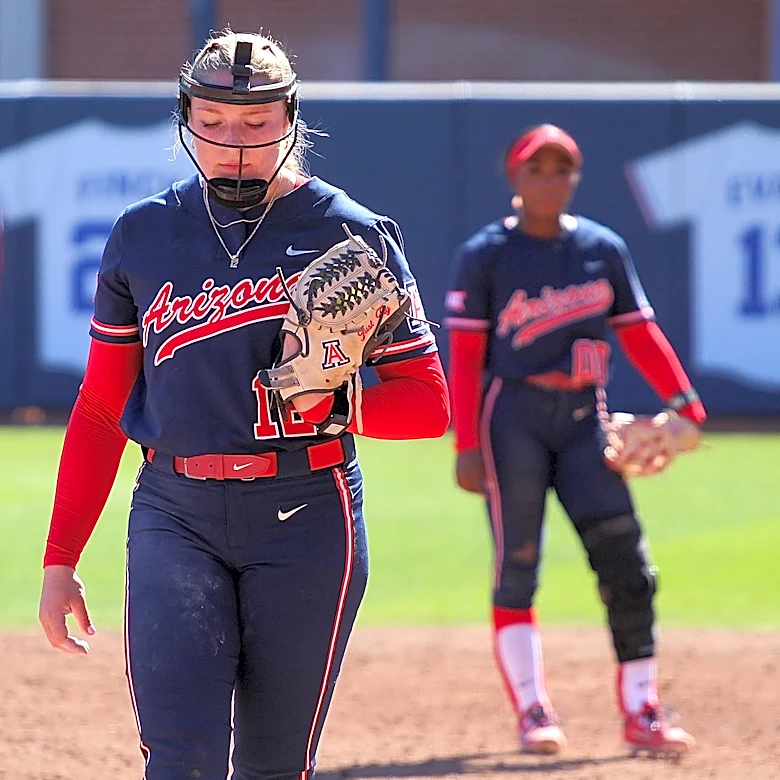 Arizona softball’s Jalen Adams, Sereniti Trice return to old stomping grounds in Iowa