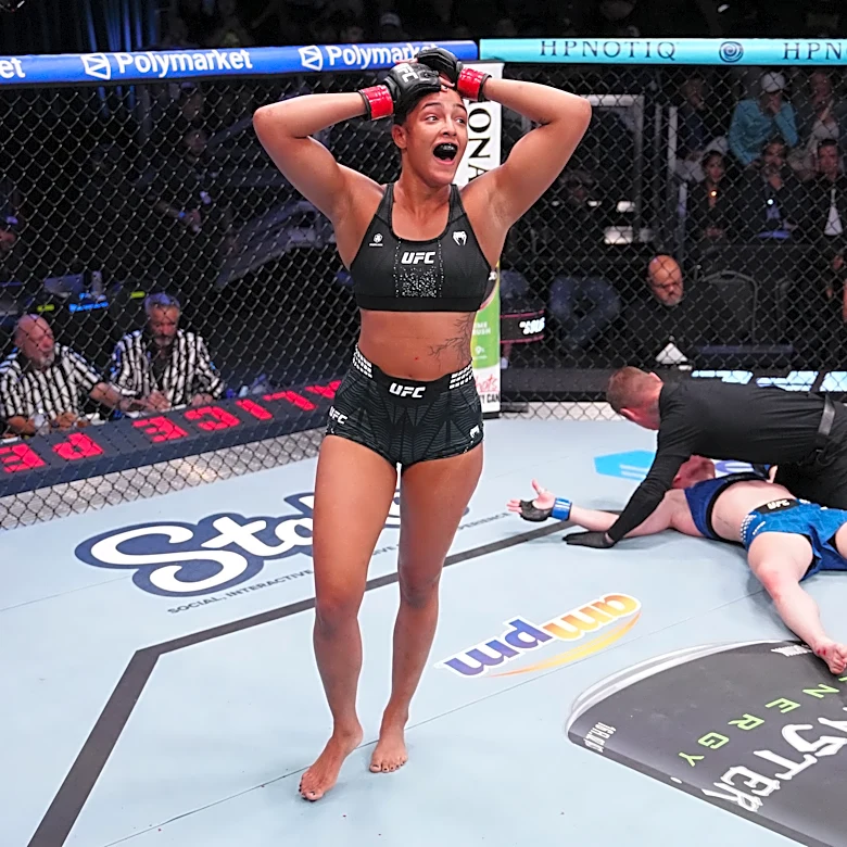 UFC Vegas 115 video: Alice Pereira smokes Hailey Cowan with beautiful knockout knee