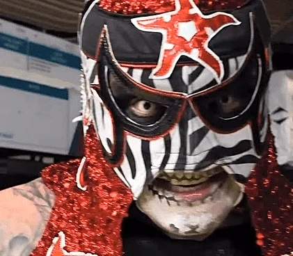 Watch the April 4 WWE Lucha Libre AAA: Penta has a message
