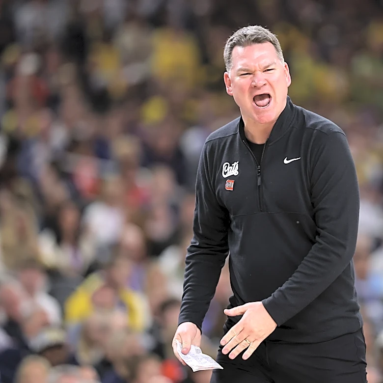 Arizona coach Tommy Lloyd praises Michigan after Final Four blowout