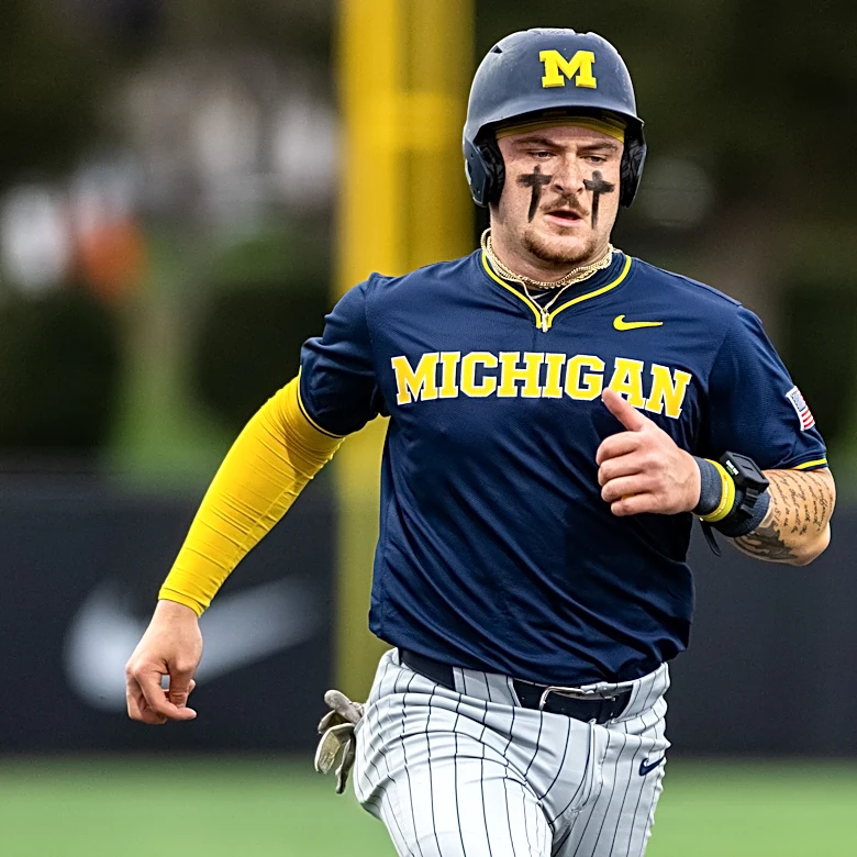 Michigan Baseball hits walk-off winner in Game 3, takes 2-of-3 from No. 15 Oregon