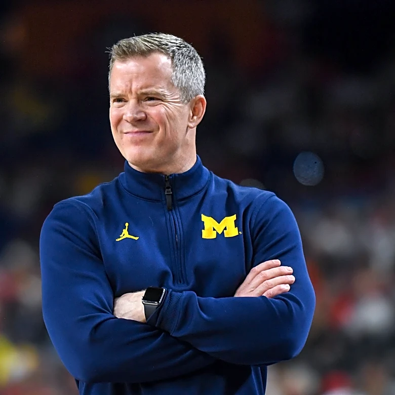 Report: Michigan’s Dusty May not pursuing other college basketball jobs