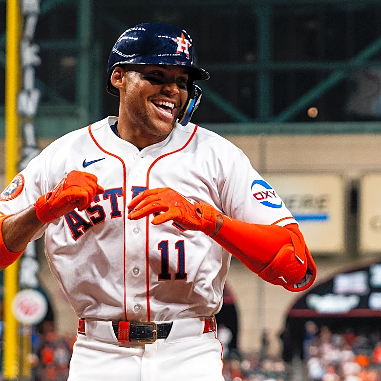 Rooker’s Two Homers Foil Astros 12-10 in 10 Innings