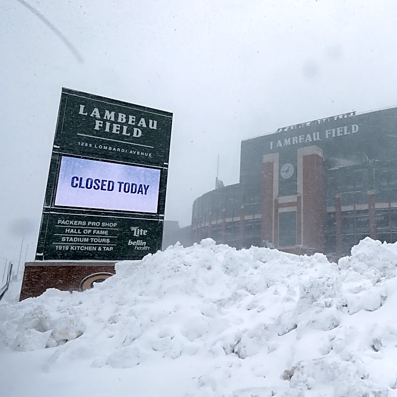 Green Bay Packers News: Lambeau Field won’t be renamed ‘any time soon’