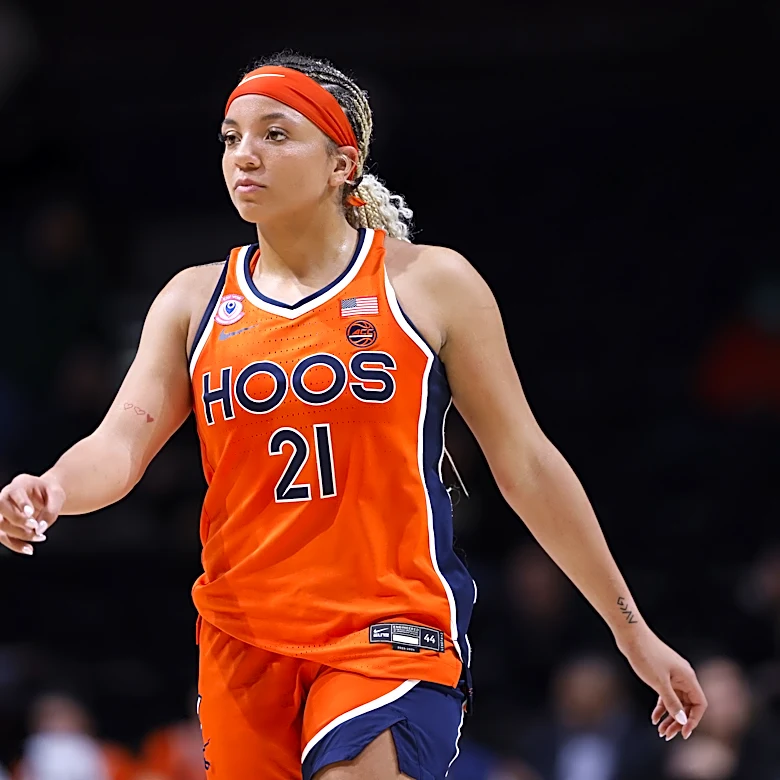 UVA women’s basketball’s Kymora Johnson reportedly enters transfer portal
