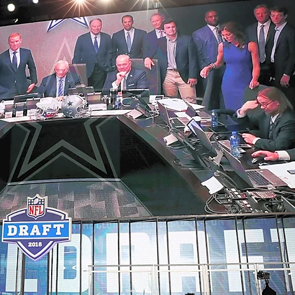 3 possible draft day trade ups for the Cowboys