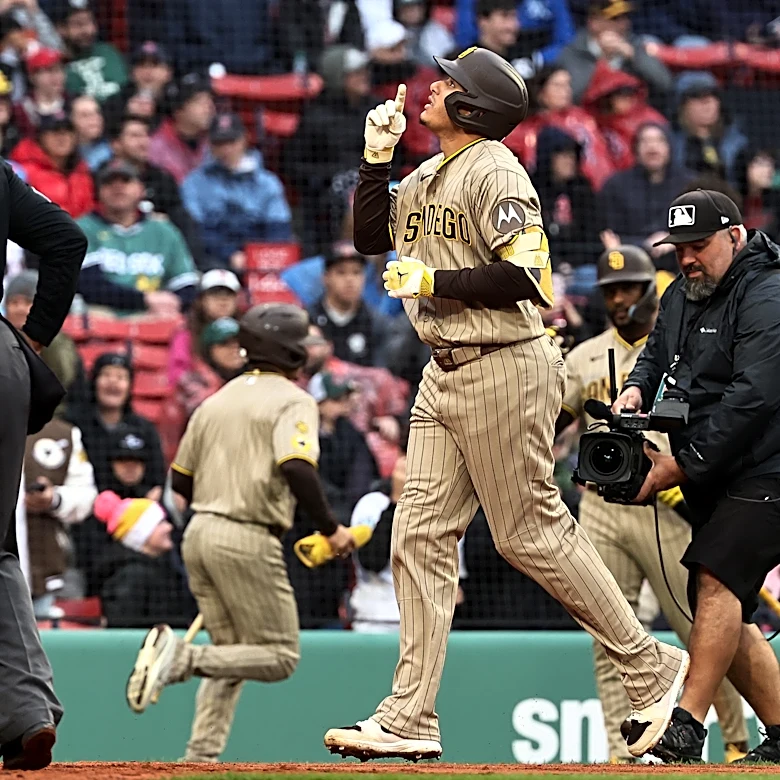 Game 10: San Diego Padres at Pittsburgh Pirates