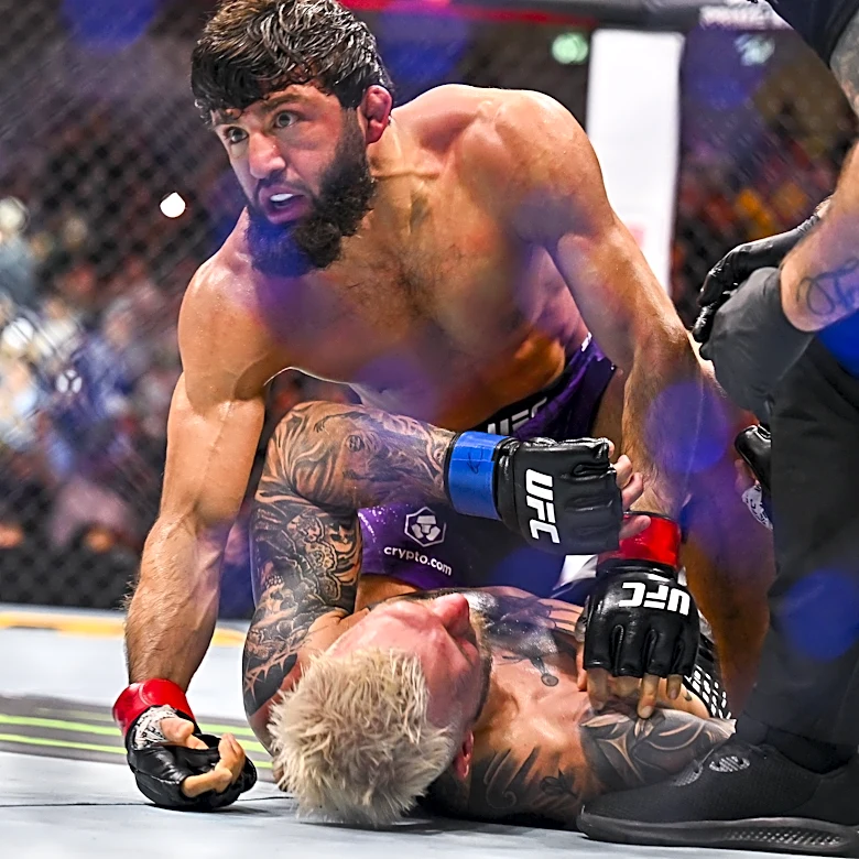 Arman Tsarukyan confident he would beat prime Khabib Nurmagomedov: ‘I’m more well-rounded than him’