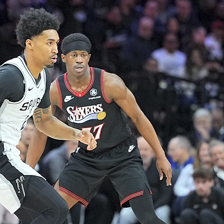 It’s time for Basketball: San Antonio Spurs vs Philadelphia 76ers