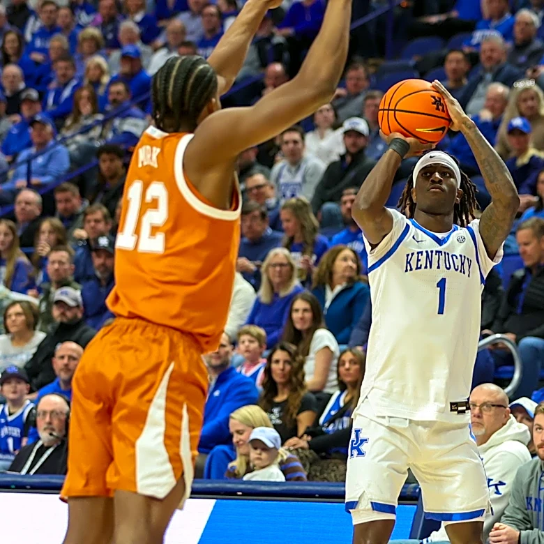 Denzel Aberdeen, seemingly out of eligibility, enters NCAA Transfer Portal