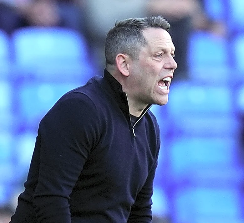 Leam Richardson Slams ‘Pathetic’ Conceded Goals In Reading’s Imps Loss