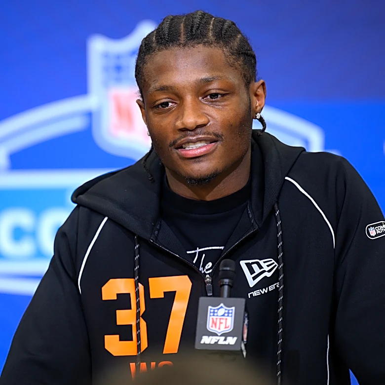 Is No. 4 overall too early for the Titans to take Carnell Tate?